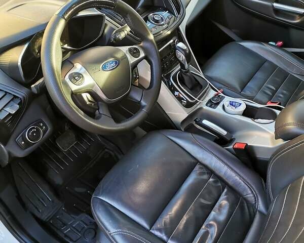 Білий Форд Сі-Макс, об'ємом двигуна 2 л та пробігом 191 тис. км за 12500 $, фото 12 на Automoto.ua