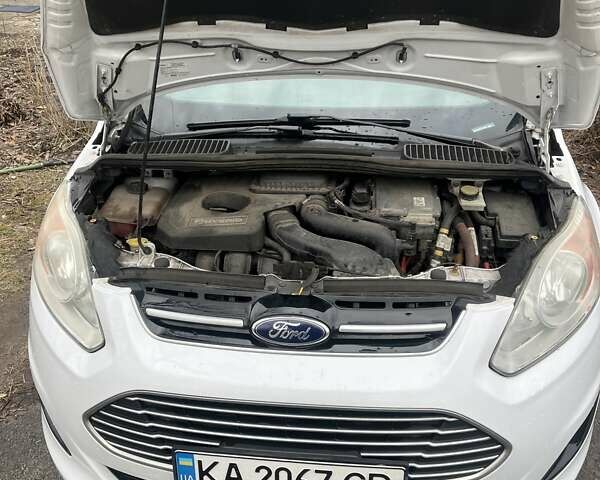 Белый Форд Си-Макс, объемом двигателя 2 л и пробегом 240 тыс. км за 8800 $, фото 17 на Automoto.ua