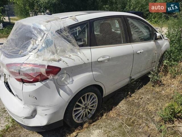 Білий Форд Сі-Макс, об'ємом двигуна 2 л та пробігом 150 тис. км за 4400 $, фото 3 на Automoto.ua
