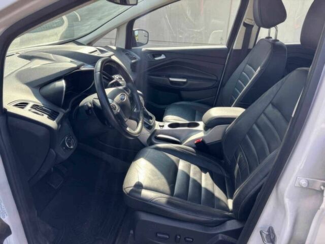 Форд Сі-Макс 2015 у Києві на Automoto.ua Білий Форд Сі-Макс, об'ємом двигуна 2 л та пробігом 70 тис. км за 4000 $, фото 9 на Automoto.ua