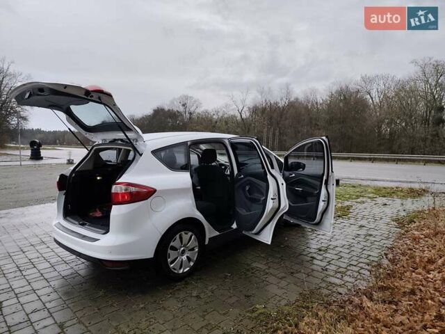 Белый Форд Си-Макс, объемом двигателя 1.56 л и пробегом 235 тыс. км за 9500 $, фото 11 на Automoto.ua