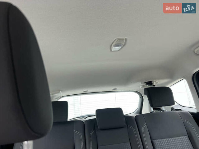 Белый Форд Си-Макс, объемом двигателя 1.5 л и пробегом 186 тыс. км за 9399 $, фото 30 на Automoto.ua