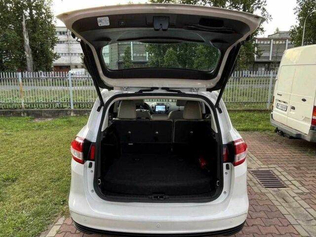 Белый Форд Си-Макс, объемом двигателя 2 л и пробегом 150 тыс. км за 8299 $, фото 5 на Automoto.ua