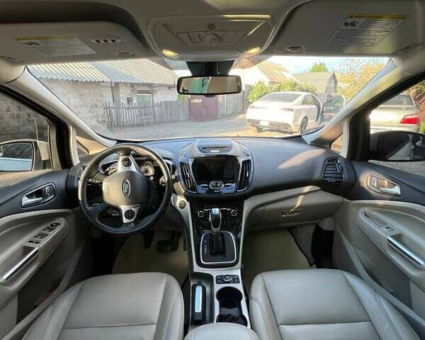 Белый Форд Си-Макс, объемом двигателя 2 л и пробегом 190 тыс. км за 13900 $, фото 5 на Automoto.ua