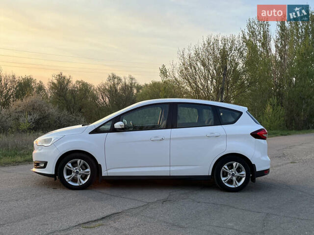 Білий Форд Сі-Макс, об'ємом двигуна 1.5 л та пробігом 182 тис. км за 9600 $, фото 1 на Automoto.ua