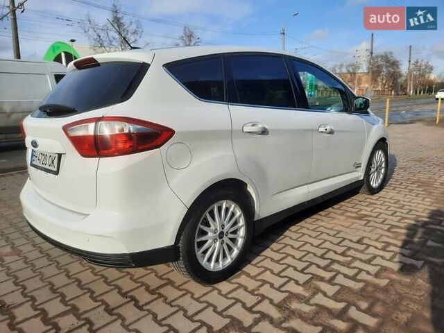 Білий Форд Сі-Макс, об'ємом двигуна 2 л та пробігом 145 тис. км за 10999 $, фото 3 на Automoto.ua