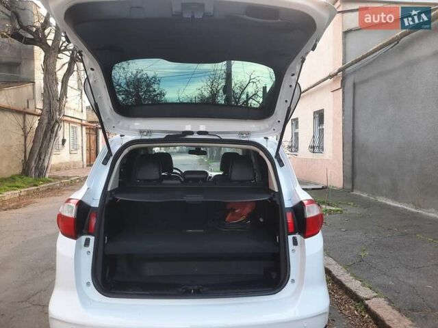 Білий Форд Сі-Макс, об'ємом двигуна 2 л та пробігом 145 тис. км за 10999 $, фото 25 на Automoto.ua