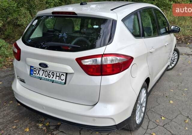 Белый Форд Си-Макс, объемом двигателя 2 л и пробегом 132 тыс. км за 11800 $, фото 3 на Automoto.ua