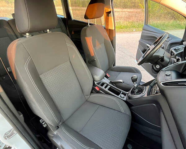 Білий Форд Сі-Макс, об'ємом двигуна 1.5 л та пробігом 182 тис. км за 9600 $, фото 10 на Automoto.ua