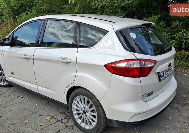 Белый Форд Си-Макс, объемом двигателя 2 л и пробегом 132 тыс. км за 11800 $, фото 6 на Automoto.ua