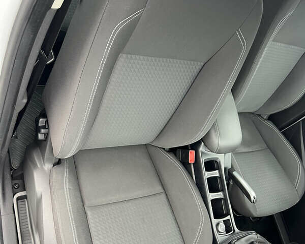 Белый Форд Си-Макс, объемом двигателя 1.5 л и пробегом 186 тыс. км за 9399 $, фото 23 на Automoto.ua