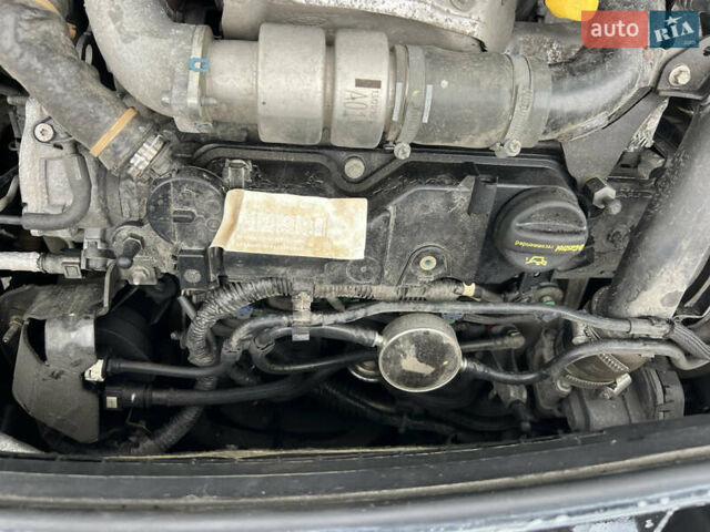 Белый Форд Си-Макс, объемом двигателя 1.5 л и пробегом 186 тыс. км за 9399 $, фото 38 на Automoto.ua