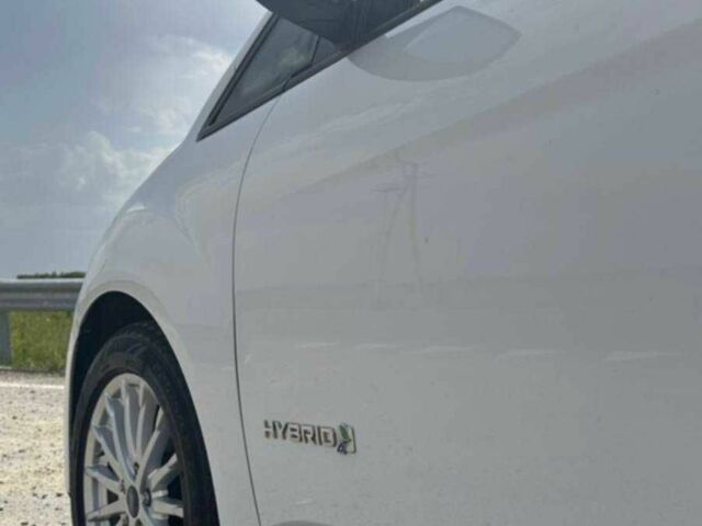 Білий Форд Сі-Макс, об'ємом двигуна 2 л та пробігом 180 тис. км за 12000 $, фото 7 на Automoto.ua