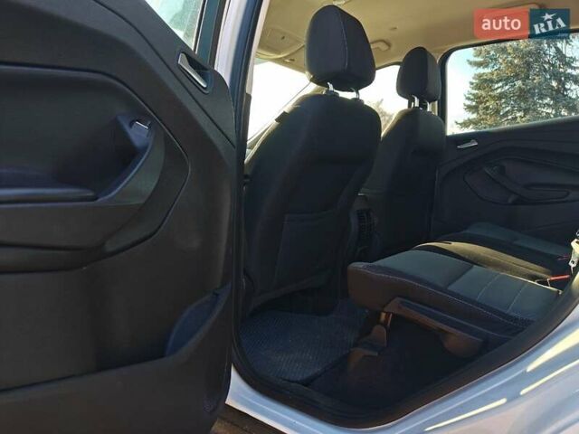 Білий Форд Сі-Макс, об'ємом двигуна 2 л та пробігом 162 тис. км за 13000 $, фото 19 на Automoto.ua
