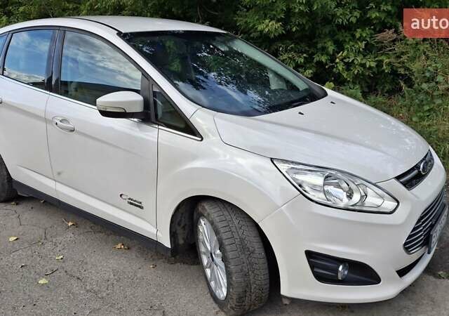 Белый Форд Си-Макс, объемом двигателя 2 л и пробегом 132 тыс. км за 11800 $, фото 8 на Automoto.ua