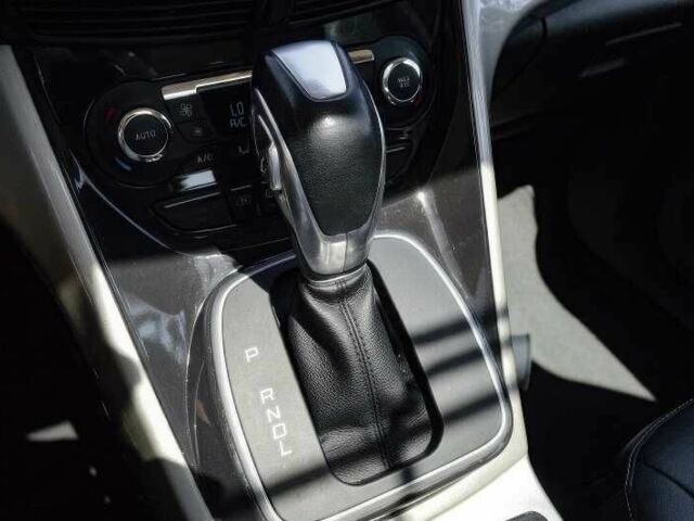 Белый Форд Си-Макс, объемом двигателя 2 л и пробегом 112 тыс. км за 3900 $, фото 7 на Automoto.ua