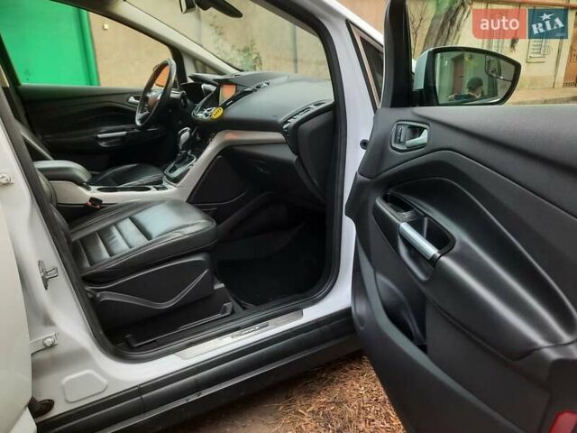 Білий Форд Сі-Макс, об'ємом двигуна 2 л та пробігом 145 тис. км за 10999 $, фото 19 на Automoto.ua