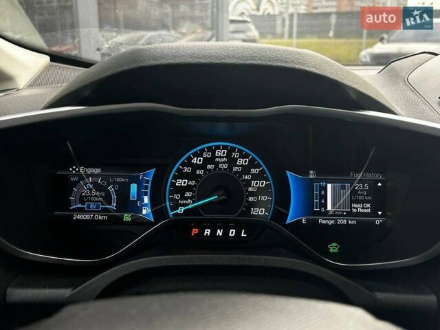 Білий Форд Сі-Макс, об'ємом двигуна 2 л та пробігом 246 тис. км за 10990 $, фото 17 на Automoto.ua