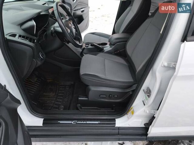 Белый Форд Си-Макс, объемом двигателя 2 л и пробегом 154 тыс. км за 11500 $, фото 13 на Automoto.ua