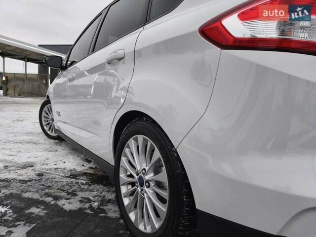 Белый Форд Си-Макс, объемом двигателя 2 л и пробегом 154 тыс. км за 11500 $, фото 32 на Automoto.ua