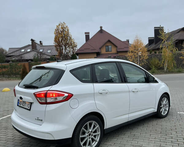 Белый Форд Си-Макс, объемом двигателя 2 л и пробегом 85 тыс. км за 12700 $, фото 5 на Automoto.ua