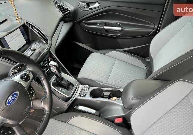 Білий Форд Сі-Макс, об'ємом двигуна 2 л та пробігом 246 тис. км за 10000 $, фото 13 на Automoto.ua