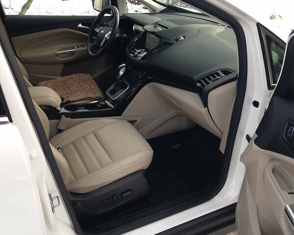 Белый Форд Си-Макс, объемом двигателя 2 л и пробегом 62 тыс. км за 16300 $, фото 6 на Automoto.ua