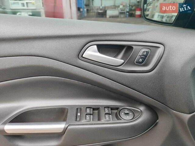 Белый Форд Си-Макс, объемом двигателя 2 л и пробегом 115 тыс. км за 13500 $, фото 12 на Automoto.ua