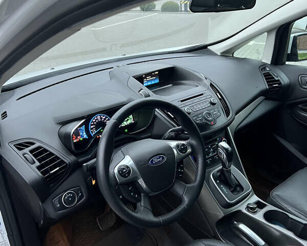 Белый Форд Си-Макс, объемом двигателя 2 л и пробегом 85 тыс. км за 12700 $, фото 13 на Automoto.ua