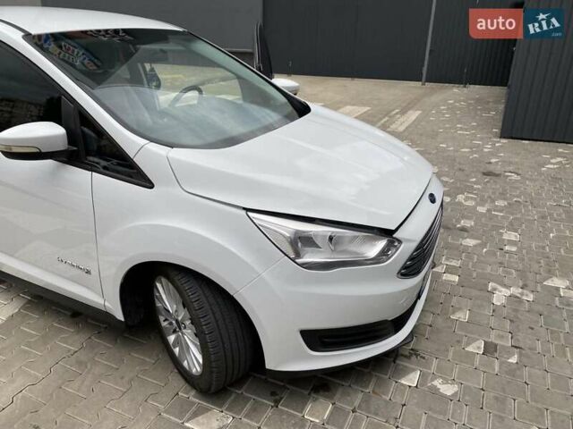 Белый Форд Си-Макс, объемом двигателя 2 л и пробегом 206 тыс. км за 12000 $, фото 31 на Automoto.ua