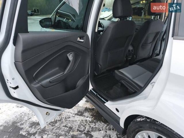 Белый Форд Си-Макс, объемом двигателя 2 л и пробегом 154 тыс. км за 11500 $, фото 21 на Automoto.ua