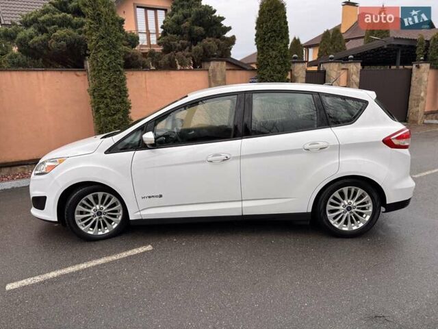 Белый Форд Си-Макс, объемом двигателя 2 л и пробегом 203 тыс. км за 10800 $, фото 6 на Automoto.ua