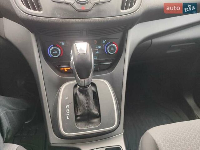 Белый Форд Си-Макс, объемом двигателя 2 л и пробегом 115 тыс. км за 13500 $, фото 16 на Automoto.ua