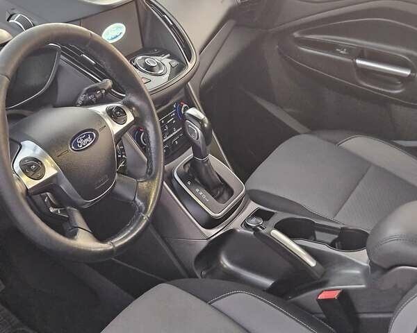Белый Форд Си-Макс, объемом двигателя 2 л и пробегом 120 тыс. км за 13600 $, фото 12 на Automoto.ua