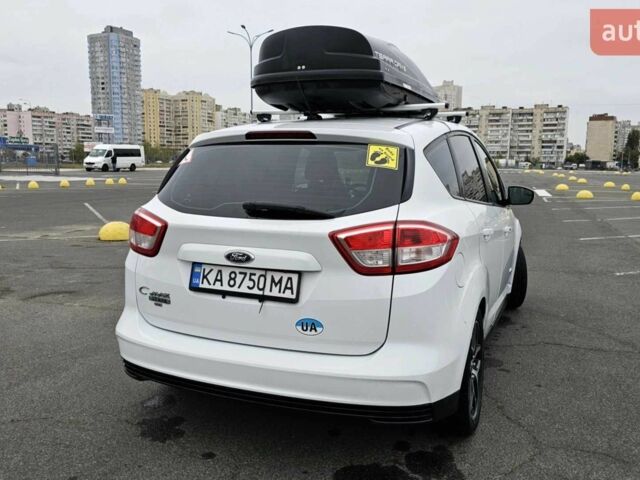 Белый Форд Си-Макс, объемом двигателя 2 л и пробегом 148 тыс. км за 13200 $, фото 7 на Automoto.ua