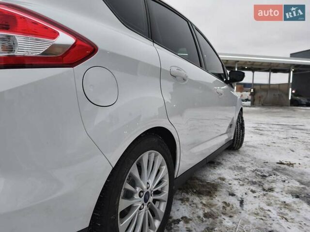 Белый Форд Си-Макс, объемом двигателя 2 л и пробегом 154 тыс. км за 11500 $, фото 31 на Automoto.ua