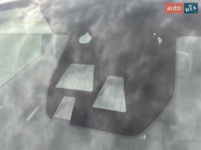 Белый Форд Си-Макс, объемом двигателя 1.5 л и пробегом 164 тыс. км за 12600 $, фото 17 на Automoto.ua