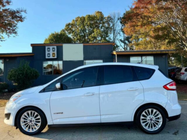 Білий Форд Сі-Макс, об'ємом двигуна 2 л та пробігом 41 тис. км за 7000 $, фото 4 на Automoto.ua