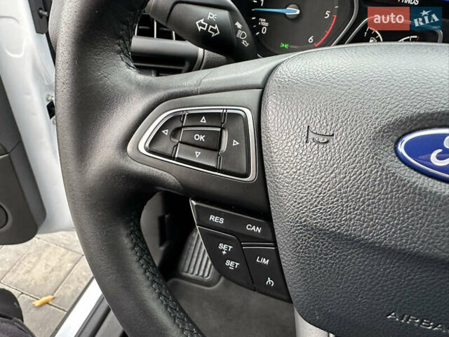 Белый Форд Си-Макс, объемом двигателя 1.5 л и пробегом 164 тыс. км за 12600 $, фото 38 на Automoto.ua