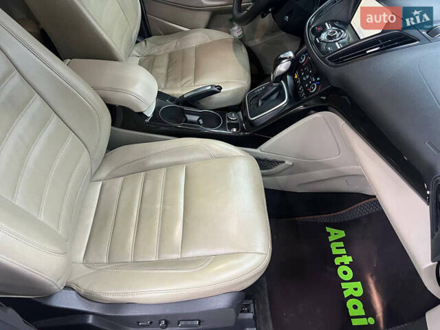 Форд Си-Макс 2018 в Одессе на Automoto.ua Белый Форд Си-Макс, объемом двигателя 2 л и пробегом 224 тыс. км за 14300 $, фото 15 на Automoto.ua