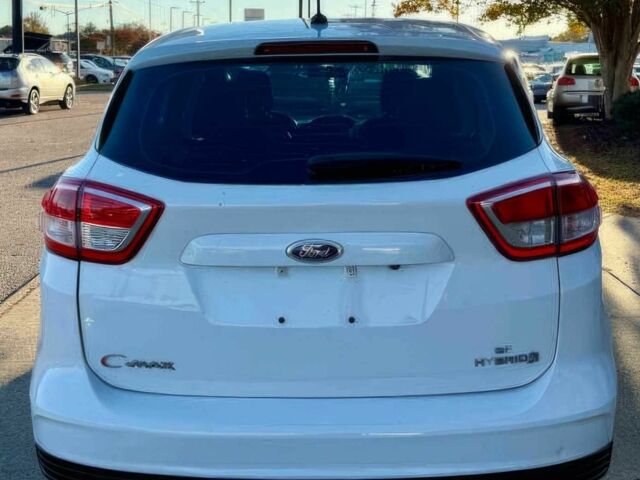 Білий Форд Сі-Макс, об'ємом двигуна 2 л та пробігом 41 тис. км за 7000 $, фото 6 на Automoto.ua