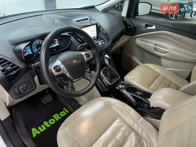 Форд Си-Макс 2018 в Одессе на Automoto.ua Белый Форд Си-Макс, объемом двигателя 2 л и пробегом 224 тыс. км за 14300 $, фото 11 на Automoto.ua