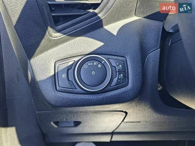 Білий Форд Сі-Макс, об'ємом двигуна 2 л та пробігом 103 тис. км за 2800 $, фото 14 на Automoto.ua