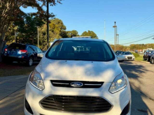 Білий Форд Сі-Макс, об'ємом двигуна 2 л та пробігом 41 тис. км за 7000 $, фото 1 на Automoto.ua