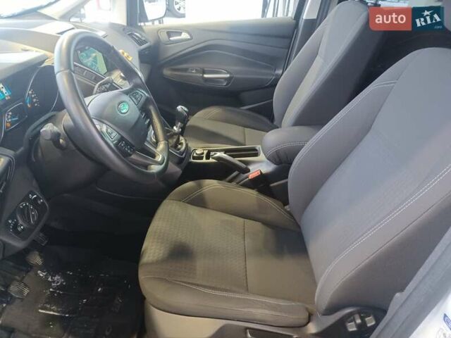 Белый Форд Си-Макс, объемом двигателя 1.5 л и пробегом 116 тыс. км за 9900 $, фото 16 на Automoto.ua