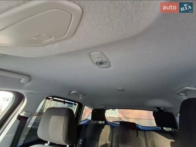 Белый Форд Си-Макс, объемом двигателя 1.5 л и пробегом 120 тыс. км за 12750 $, фото 11 на Automoto.ua