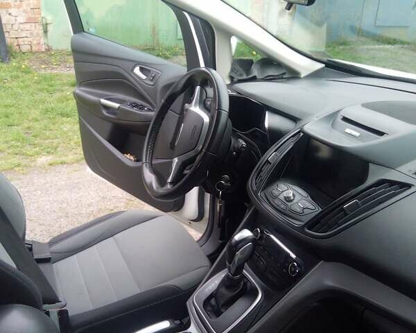 Белый Форд Си-Макс, объемом двигателя 2 л и пробегом 215 тыс. км за 11000 $, фото 9 на Automoto.ua