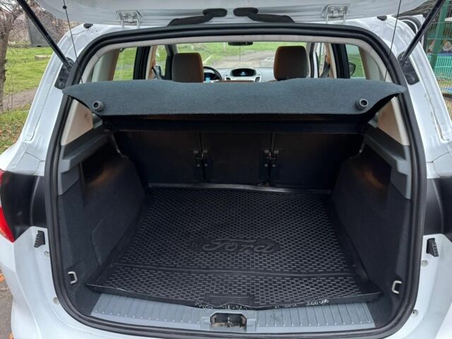 Білий Форд Сі-Макс, об'ємом двигуна 0 л та пробігом 63 тис. км за 6200 $, фото 8 на Automoto.ua