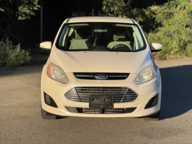 Білий Форд Сі-Макс, об'ємом двигуна 2 л та пробігом 89 тис. км за 6700 $, фото 1 на Automoto.ua