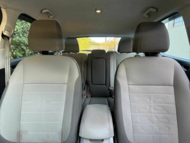 Білий Форд Сі-Макс, об'ємом двигуна 2 л та пробігом 89 тис. км за 6700 $, фото 11 на Automoto.ua